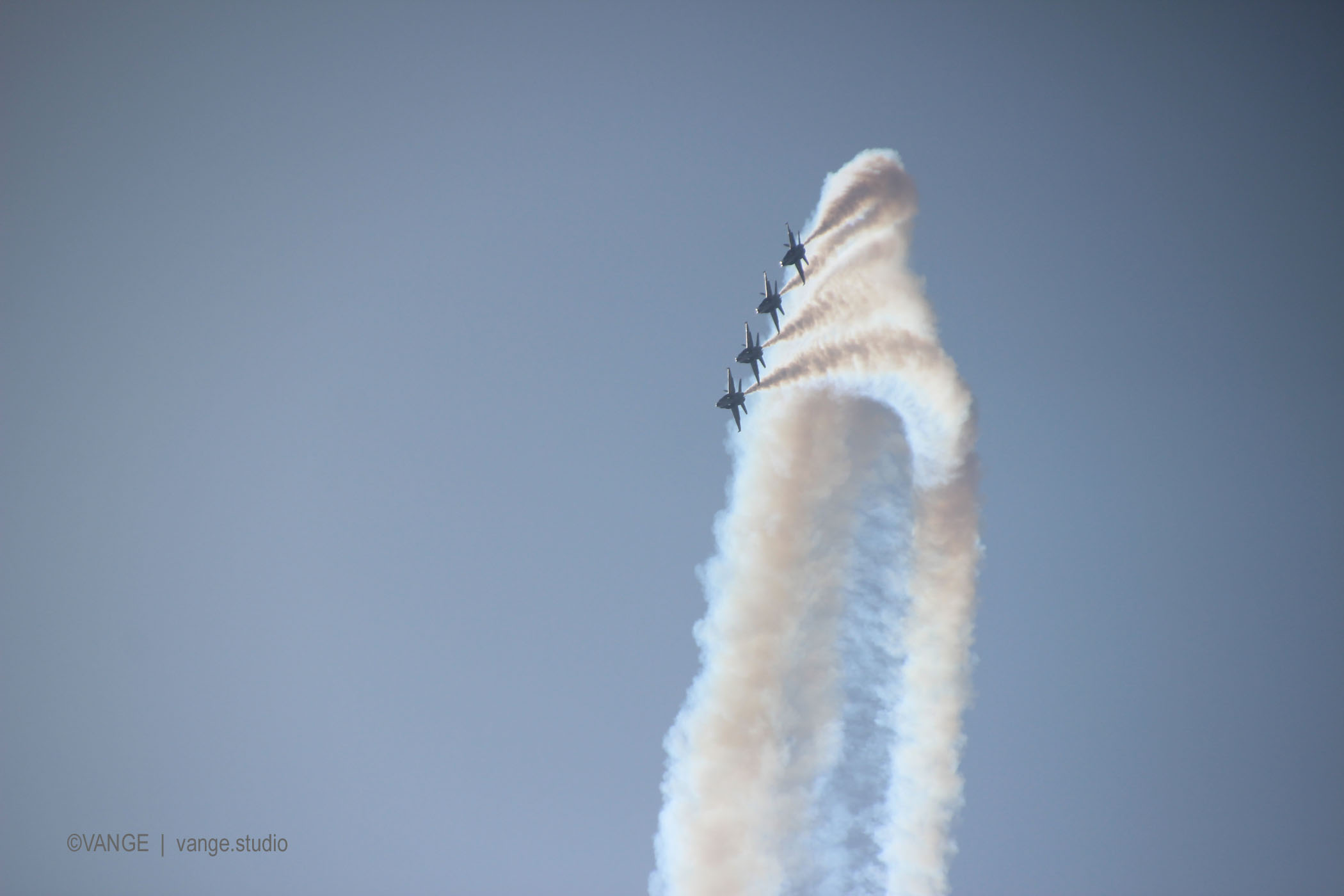U.S. Navy Blue Angels flying over the SF Bay