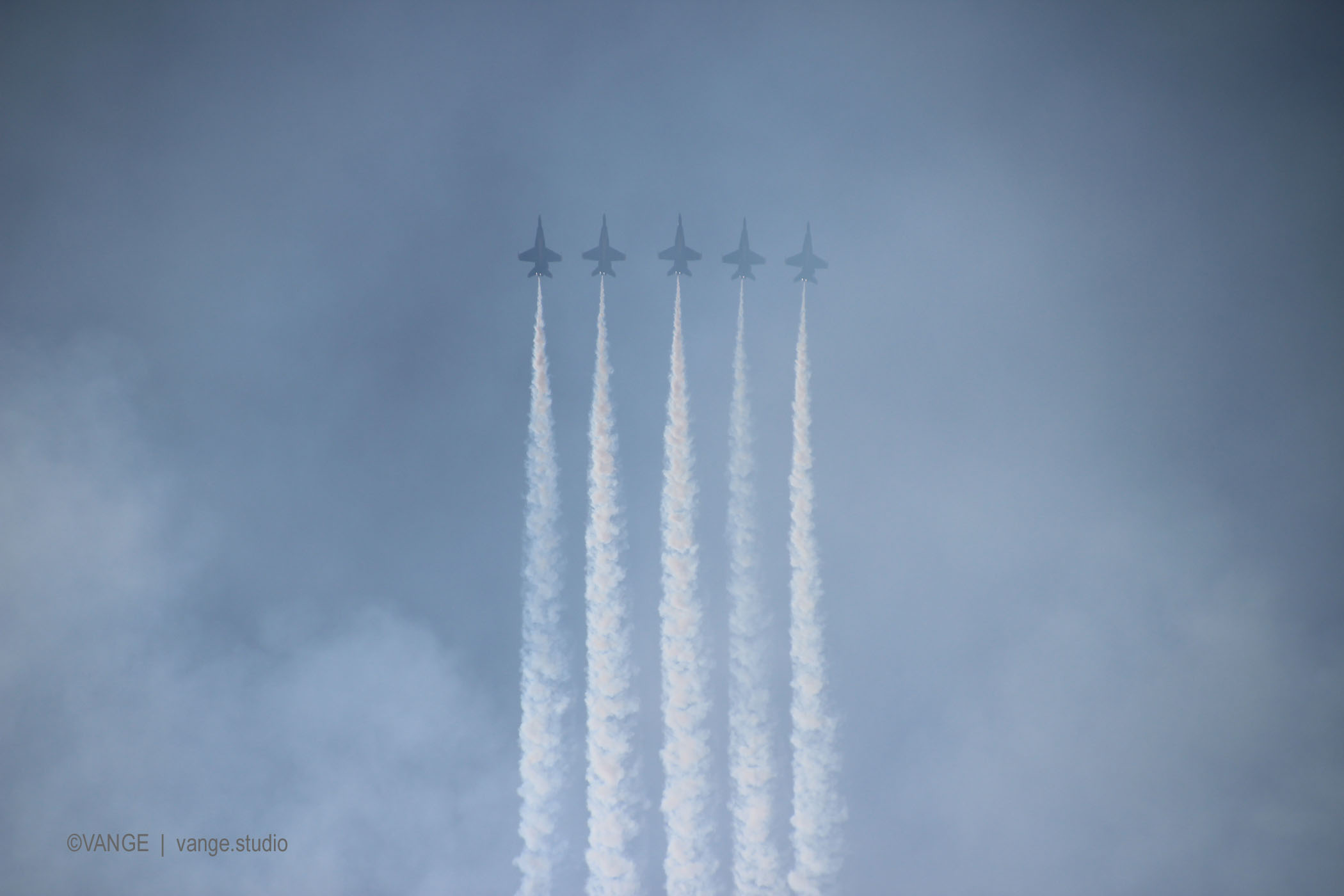 U.S. Navy Blue Angels flying over the SF Bay